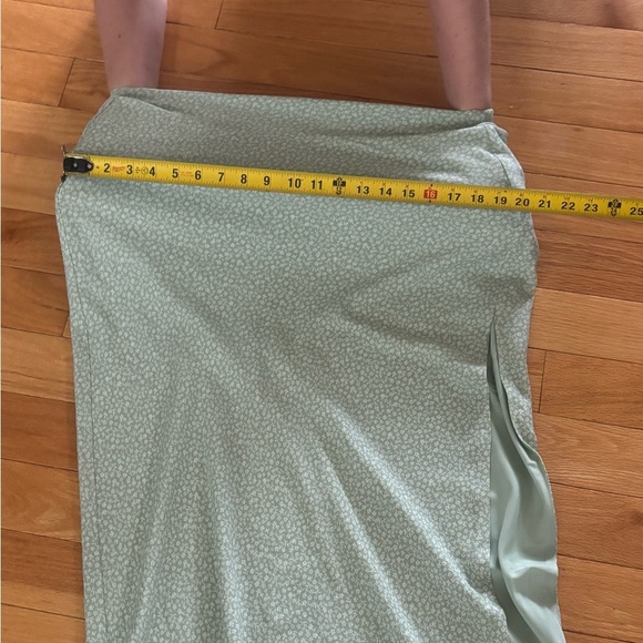 New Hollister Light Green Floral Maxi Skirt size S - Picture 10 of 10